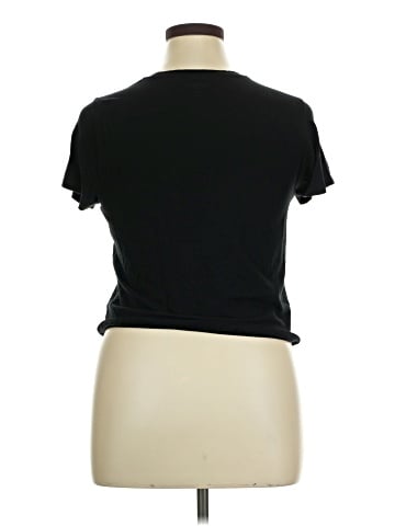 Old Navy Short Sleeve T-Shirt (view 2)