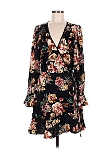 Xhilaration Cocktail Dress (view 1)