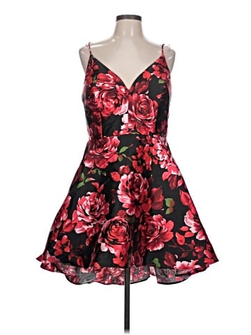 B. Smart Cocktail Dress (view 1)