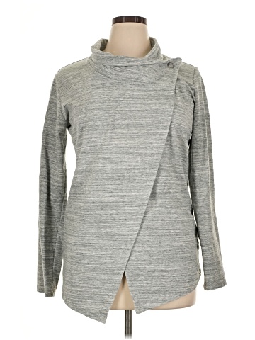Danskin Long Sleeve Top (view 1)