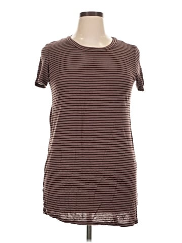 Adam Levine Short Sleeve Top (view 1)