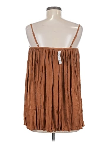 Suzanne Betro Sleeveless Blouse (view 2)
