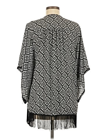 Jennie & Marlis Kimono (view 2)