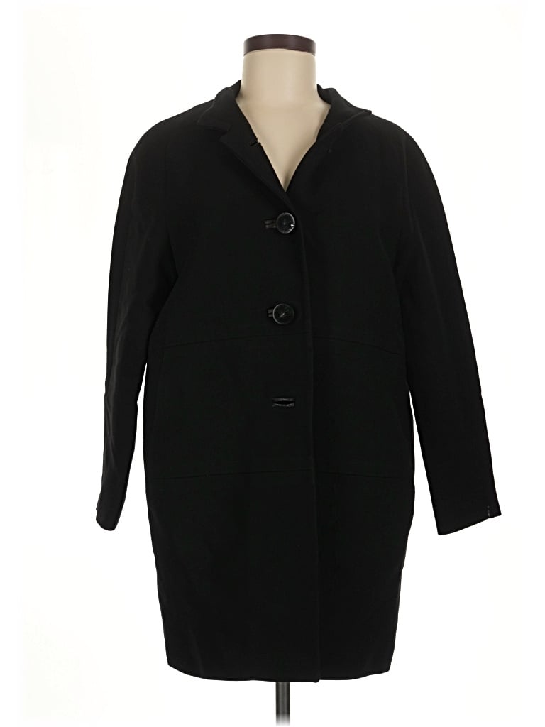 Pre-owned Massimo Dutti Coat In Black