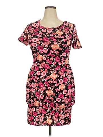 Honey & Lace Casual Dress (view 1)