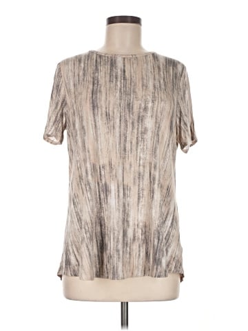 Lisa Rinna Short Sleeve T-Shirt (view 1)