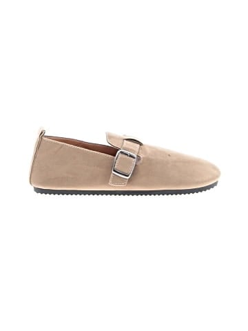Unbranded Flats (view 1)