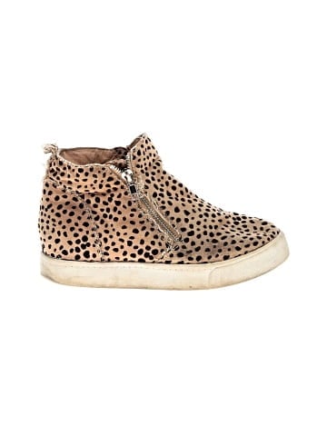 SODA Sneakers (view 1)