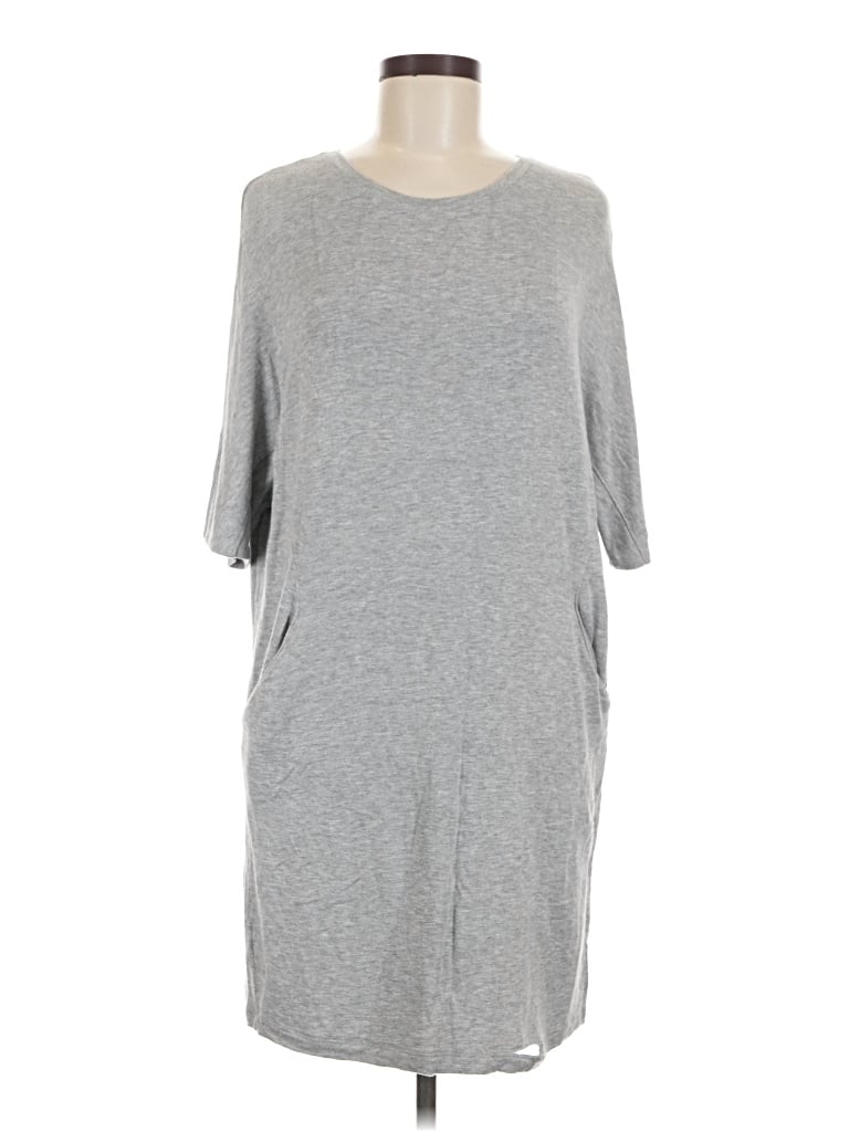 Pre-owned Lou & Grey Casual Dress In Gray