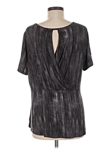 Lisa Rinna Short Sleeve Top (view 2)
