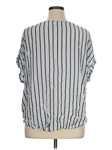 a.n.a. A New Approach Short Sleeve Blouse (view 2)
