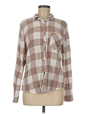 Maurices Long Sleeve Button-Down Shirt (view 1)