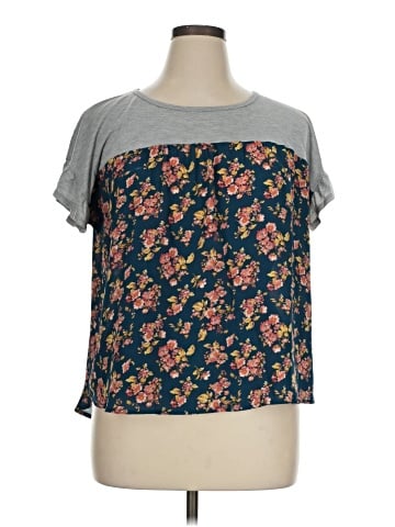 Xhilaration Short Sleeve T-Shirt (view 1)