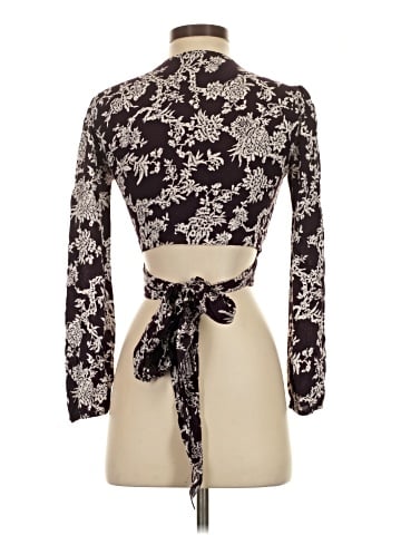 Flynn Skye 3/4 Sleeve Blouse (view 2)