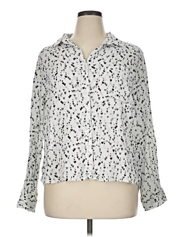 BeachLunchLounge 3/4 Sleeve Blouse (view 1)