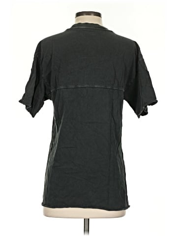 Abercrombie & Fitch Short Sleeve T-Shirt (view 2)