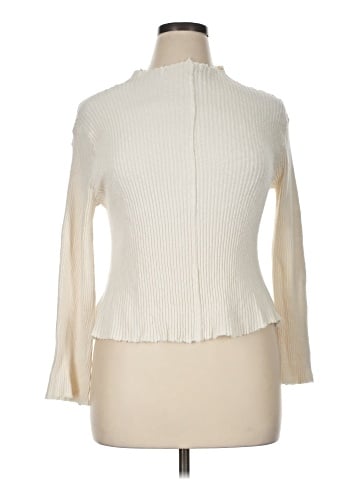 t.la Long Sleeve Top (view 1)
