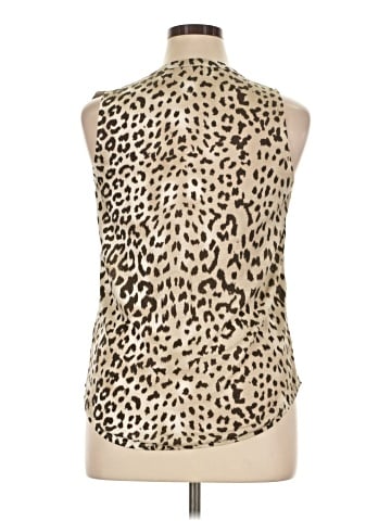 Chaser Tank Top (view 2)