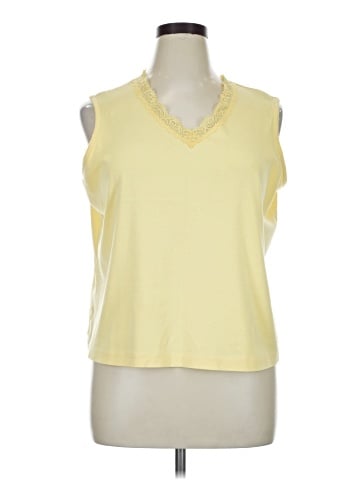 Karen Scott Sport Sleeveless Top (view 1)