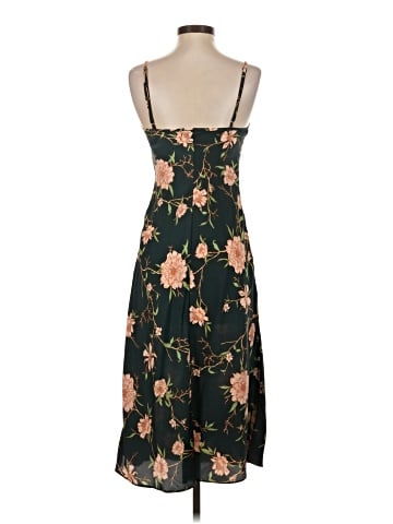 Urban Outfitters Casual Dress (view 2)