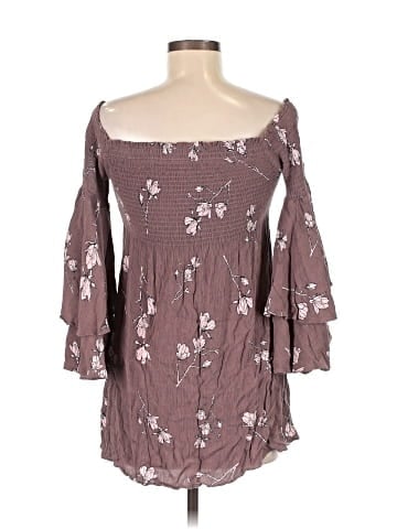 Illa Illa Casual Dress (view 2)