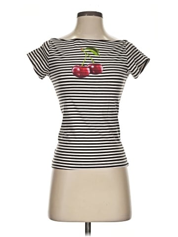 Urban Outfitters Short Sleeve T-Shirt (view 1)