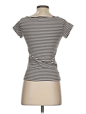Urban Outfitters Short Sleeve T-Shirt (view 2)