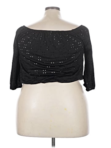 No Boundaries 3/4 Sleeve Blouse (view 2)