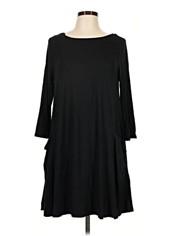 Mercer & Madison Casual Dress (view 1)