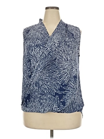 Liz Claiborne Career Sleeveless Blouse (view 1)