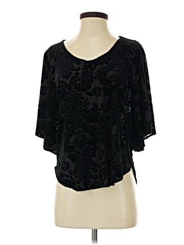 Ivy Jane Short Sleeve Blouse (view 1)