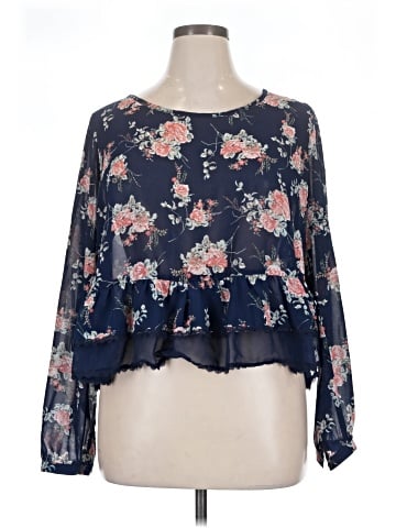 Xhilaration 3/4 Sleeve Blouse (view 1)