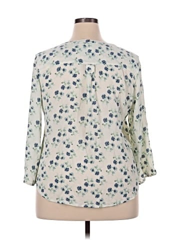 Market and Spruce 3/4 Sleeve Blouse (view 2)