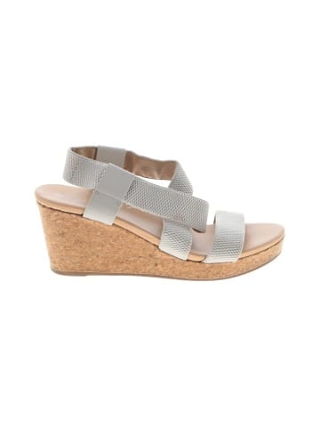 REPORT Wedges (view 1)