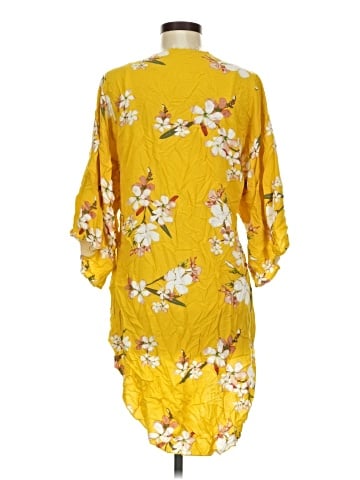 Adora 3/4 Sleeve T-Shirt (view 2)