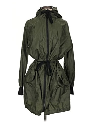 BB Dakota Raincoat (view 1)