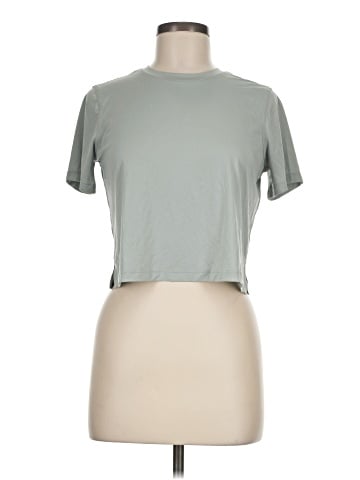 Lululemon Athletica Short Sleeve T-Shirt (view 1)