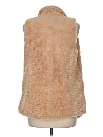 Jolt Faux Fur Vest (view 2)
