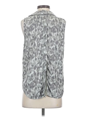 Cloth & Stone Sleeveless Button-Down Shirt (view 2)