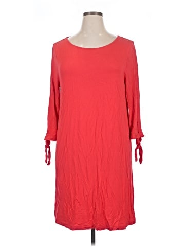 Mercer & Madison Casual Dress (view 1)