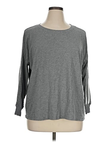 Torrid 3/4 Sleeve T-Shirt (view 1)