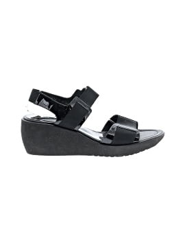 Donald J Pliner Wedges