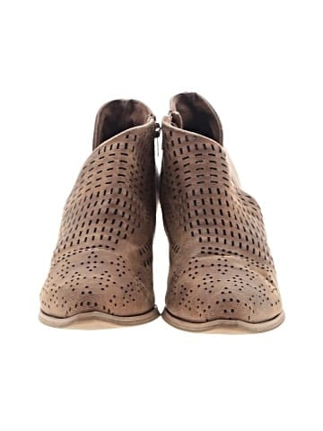 Very G Ankle Boots (view 2)