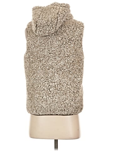 CoffeeShop Faux Fur Vest (view 2)