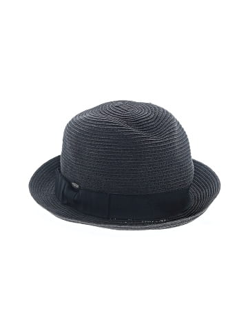 CC Fedora (view 1)