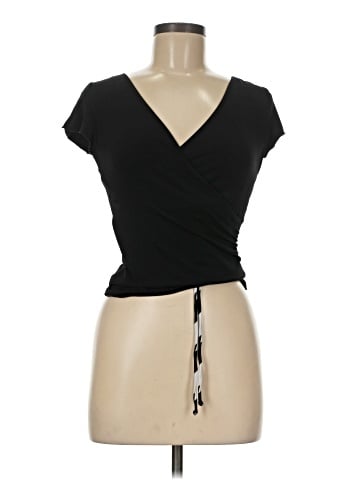 Amy Byer Short Sleeve Top (view 1)