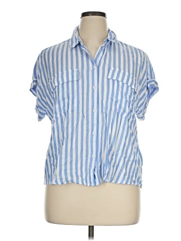 BeachLunchLounge Short Sleeve Button-Down Shirt (view 1)