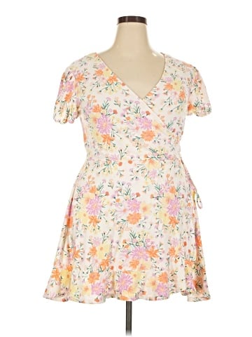 No Boundaries Casual Dress (view 1)