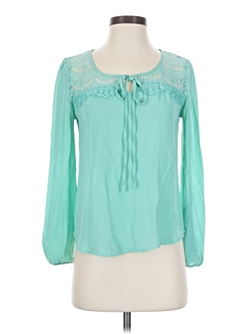 E&M Collection Long Sleeve Blouse (view 1)