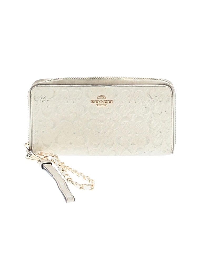 Pre-owned Coach Leather Wristlet In Ivory